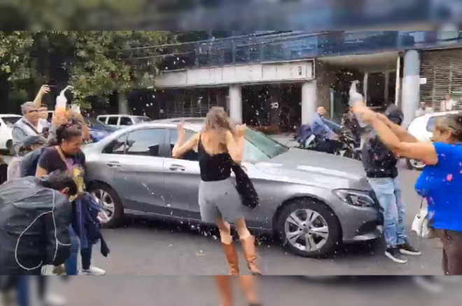 Ximena Pichel sale del juzgado tras audiencia