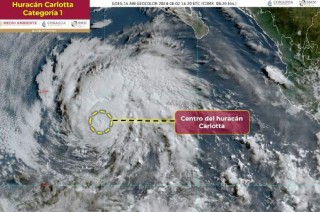 Se espera que el huracán alcance la categoría 2 para el fin de semana, aumentando el riesgo de condiciones climáticas adversas.