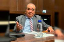 Insistió en que tratar de “pepenar” consejeros es ir contra su propia dignidad.