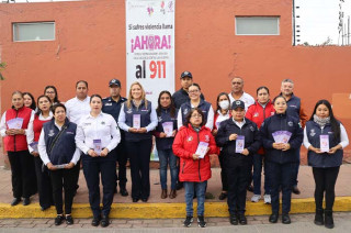 La presidenta municipal dio seguimiento a la realización del Operativo AHORA, de información y fomento del derecho de las niñas y las mujeres a una vida libre de violencia.