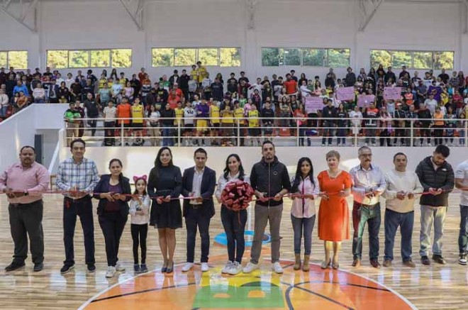 La alcaldesa destacó que con este proyecto busca atraer a las y los jóvenes a actividades deportivas y de esparcimiento, fomentando que dediquen su tiempo libre a prácticas saludables.