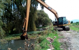 Desazolve de red hidráulica en #Metepec disminuye riesgos en época de lluvias: Gaby Gamboa