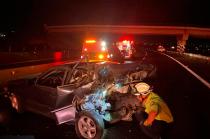 En el accidente se vieron involucrados cinco carros, lo que causó tráfico en la carretera.