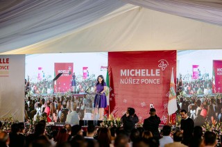 Rinden tercer informe de Valle de Bravo