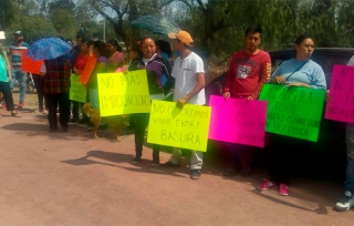 Denuncian creación de tiradero clandestino de basura en Tezoyuca