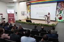 Las y los mexiquenses tenemos derecho a un buen gobierno y a una administración pública libre de esta práctica, afirmó la presidenta de la Comisión de Derechos Humanos del Estado de México.