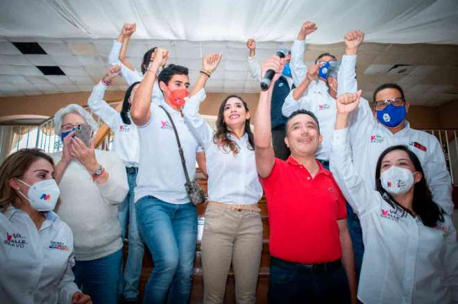 Regresa la candidata de "Va por el Estado de México" a su campaña