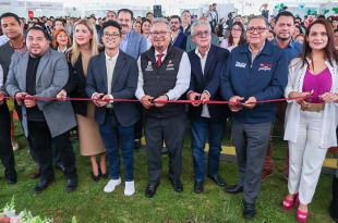 Ricardo Moreno, Presidente Municipal de Toluca, inaugura la Segunda Feria Regional del Empleo 2025.