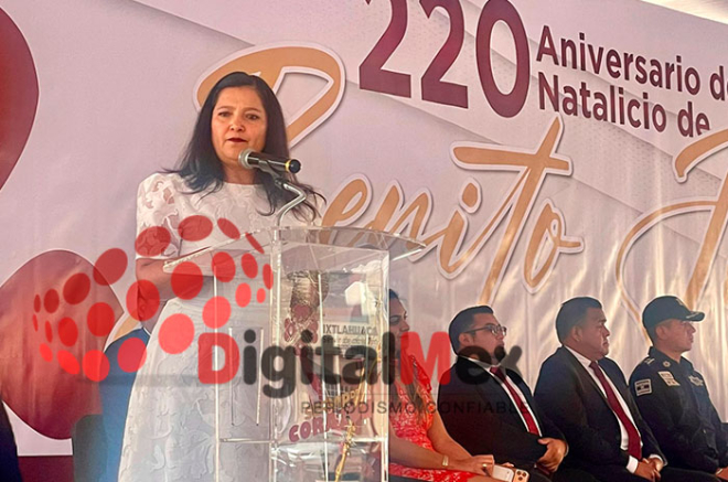 El evento incluyó desfile, actividades culturales y un mensaje enfocado en la educación como eje de transformación social y desarrollo comunitario.