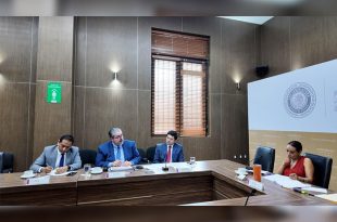 La diputada Ruth Salinas encabezó la sesión de comisiones unidas donde se analizó la iniciativa para fortalecer la protección a periodistas y defensores de derechos humanos en el Edoméx.