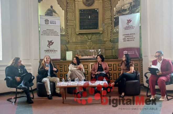 En un espacio de diálogo abierto, se llamó a mejorar las oportunidades y condiciones laborales para las mujeres en los medios de comunicación.