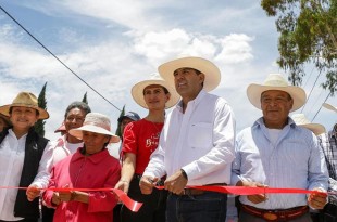 Alcalde de #Ixtlahuaca retoma entrega de obra pública