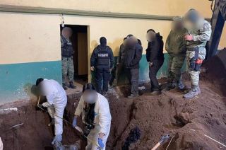 Además se hallaron ocho bolsas de ropa en la diligencia que llevó a cabo la FGJEM.