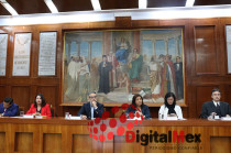 El diputado Pablo Fernández de Cevallos durante la presentación del libro “El derecho a la vida y el aborto en la Suprema Corte de Justicia de la Nación: Mitos y realidades”.