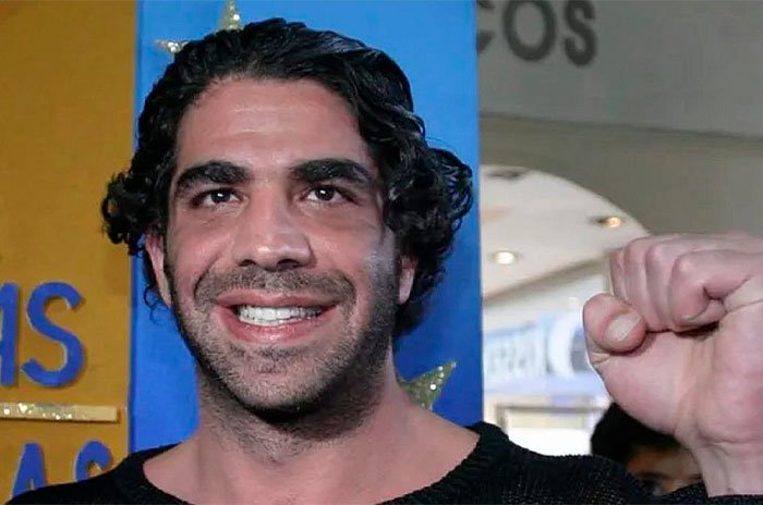 Jorge Kahwagi combinó su carrera política con el boxeo profesional y participaciones en la televisión mexicana.