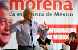 Advierte AMLO “otro” complot en su contra