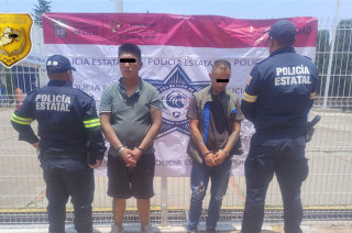 Jaret “N” de 33 años y Juan “N” de 27 años de edad, fueron trasladados a la Agencia del Ministerio Público correspondiente. 