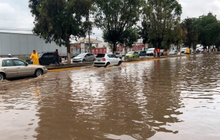Inicia temporada de lluvias y el "martirio" de inundaciones en Tultitlán