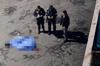 Al sitio acudieron cuerpos de emergencia, quienes confirmaron que las víctimas ya no presentaban signos vitales