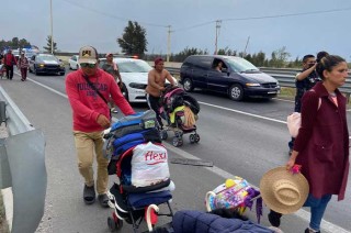 #Video: Caravana Migrante cruza #Texcoco en su ruta a la frontera norte