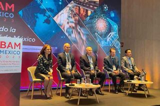 La innovación en el sector automotriz mexiquense se destaca con el enfoque en tecnologías limpias y un compromiso firme con la reducción de la huella ambiental.