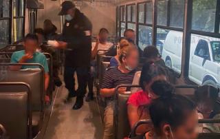 El hecho ocurrió al exterior de la terminal de autobuses, sobre la lateral de la autopista México-Querétaro