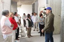 Las obras buscan brindar bienestar, seguridad y espacios de recreación a los maestros y sus familias.