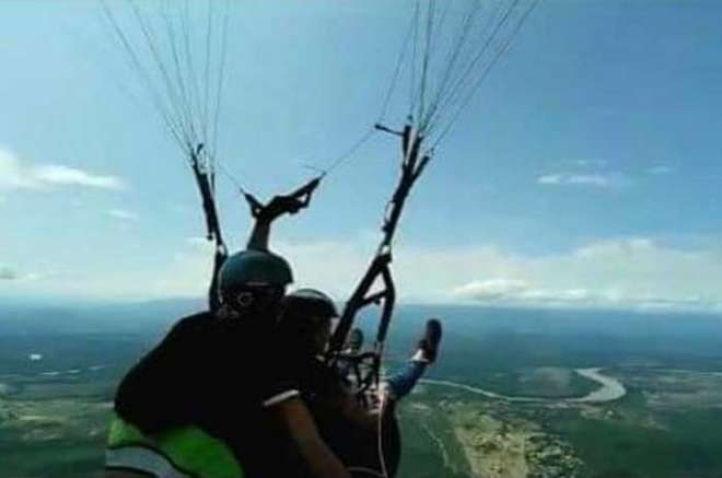 El deportista realizaba un vuelo sobre la presa Miguel Alemán muy cerca del Coporito