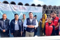 Entrega de materiales de construcción a delegados de Huitzizilapan y Partidas