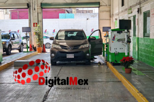 Centro de verificación vehicular en el Valle de Toluca, donde automovilistas realizan el trámite para obtener hologramas “00” y “0”