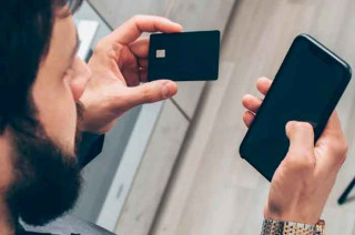 Recomiendan colgar de inmediato, no compartir datos y denunciar al 55 5242 5100 ext. 5086 o al correo policía.cibernetica@ssc.cdmx.gob.mx.