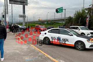 El accidente ocurrió sobre la Avenida Las Torres, en el cruce con Benito Juárez, en el Barrio de San Pedro.