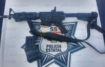 Se informa que cinco  policías estatales resultaron con contusiones leves  y se logró la detención de dos hombres probables responsables de intentar ejecutar a una persona