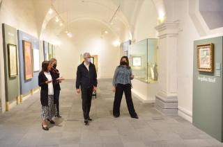 La exposición está integrada por obras de 134 mujeres como Remedios Varo, Leonora Carrington, Cordelia Urueta, entre otras.