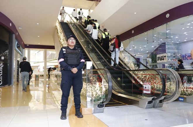 Este operativo se desarrollará el 5 y 6 de enero, en 505 centros comerciales; 700 tianguis y mercados; seis mil 135 cajeros automáticos en los cuales se reforzará la seguridad.