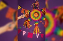 Los seis picos de la piñata representan los pecados capitales: soberbia, avaricia, lujuria, envidia, gula, ira y pereza.