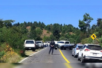 Los cuerpos fueron descubiertos sobre la carretera Uruapan-Paracho, a la altura de la comunidad de Capácuaro.