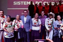 Autoridades municipales y estatales participaron en la conferencia magistral “Paliativos, hacia un sistema de cuidados”.