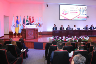 Héctor Macedo García, Presidente del Tribunal Superior de Justicia del Estado de México, durante la inauguración del Congreso Internacional