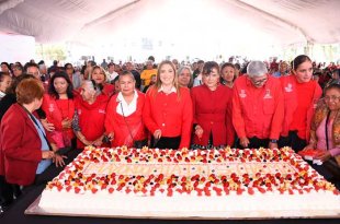 Más de 2 mil personas participaron en la celebración del Día del Adulto Mayor