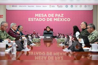 La gobernadora Delfina Gómez Álvarez encabezó la Mesa de Paz donde se reportó que fueron evitados más de 7.4 millones de pesos en intentos de extorsión en Edoméx.