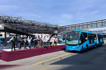 El Gobierno de Edoméx dio el banderazo de renovación de la flota de la Línea II del Mexibús en Ecatepec.