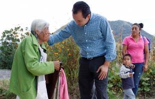 #Tejupilco:Anthony Domínguez inaugura pavimentación en El Divisadero