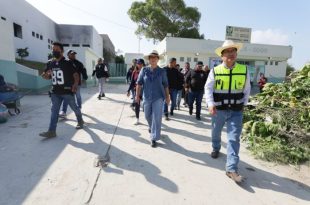 La alcaldesa Azucena Cisneros Coss recorrió el inmueble donde se proyecta la construcción de una sede de la Universidad Rosario Castellanos en Ecatepec.