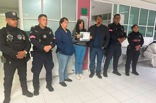 La adolescente se había ausentado voluntariamente desde el mediodía y permaneció cerca del Mercado Juárez.