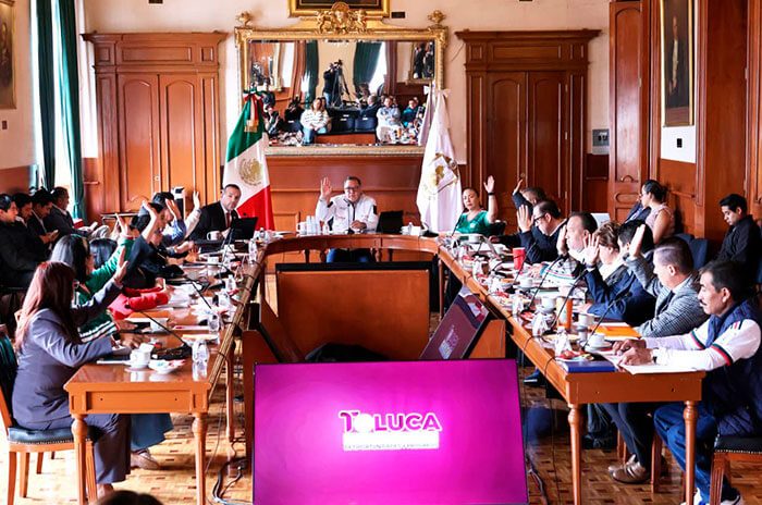 El Cabildo de Toluca autorizó la realización de tres bailes públicos gratuitos en distintas delegaciones del municipio, donde habrá vigilancia de policías, Protección Civil y Bomberos.