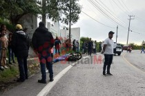 La zona quedó acordonada por la FGJEM para el traslado del cadáver a la morgue.