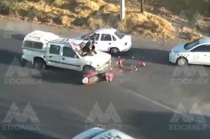 #Video: Captan brutal accidente de motocicleta en #Lerma; viajaban dos