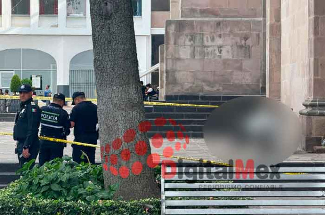 #Video: ¡Fatal! Muere hombre junto a la Catedral de #Toluca