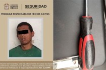 El chofer de una unidad de reparto de refrescos, solicitó apoyo de las fuerzas del orden ante el temor de ser asaltado.